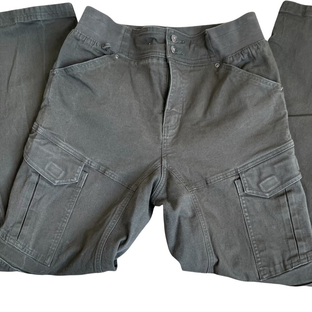 Duluth Trading Co Sz 10R Women's Fire Hose Flex Shift Relaxed Leg Pants in Khaki